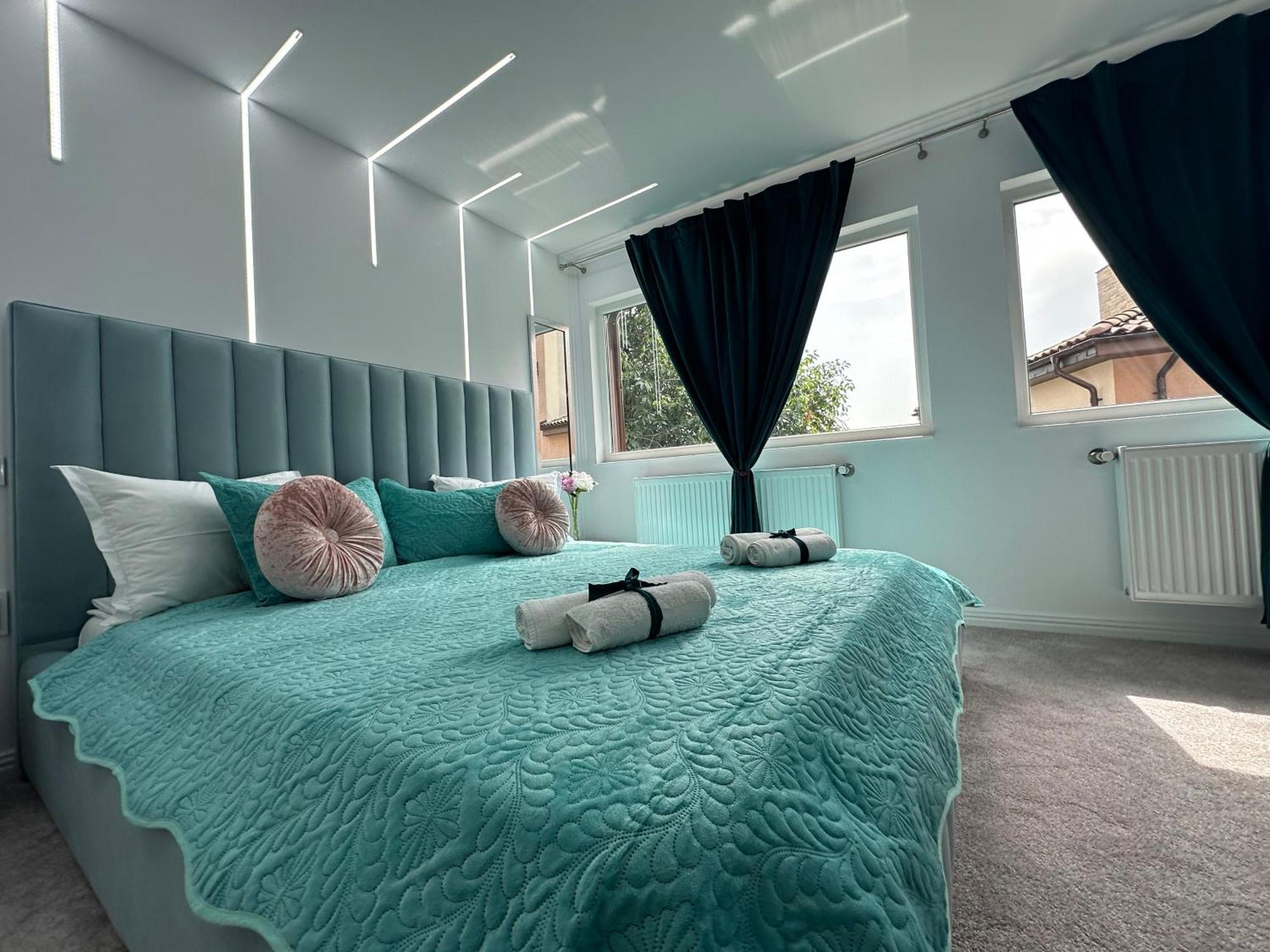 Elegant Escape Central Studio Craiova Extérieur photo